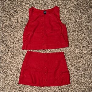 Gap sleeveless top & skort set. Size medium top & small bottom.
